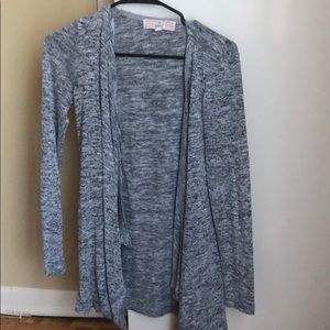 grey long sleeved cardigan